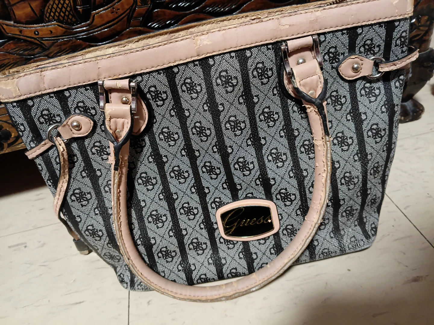 Guess Purse