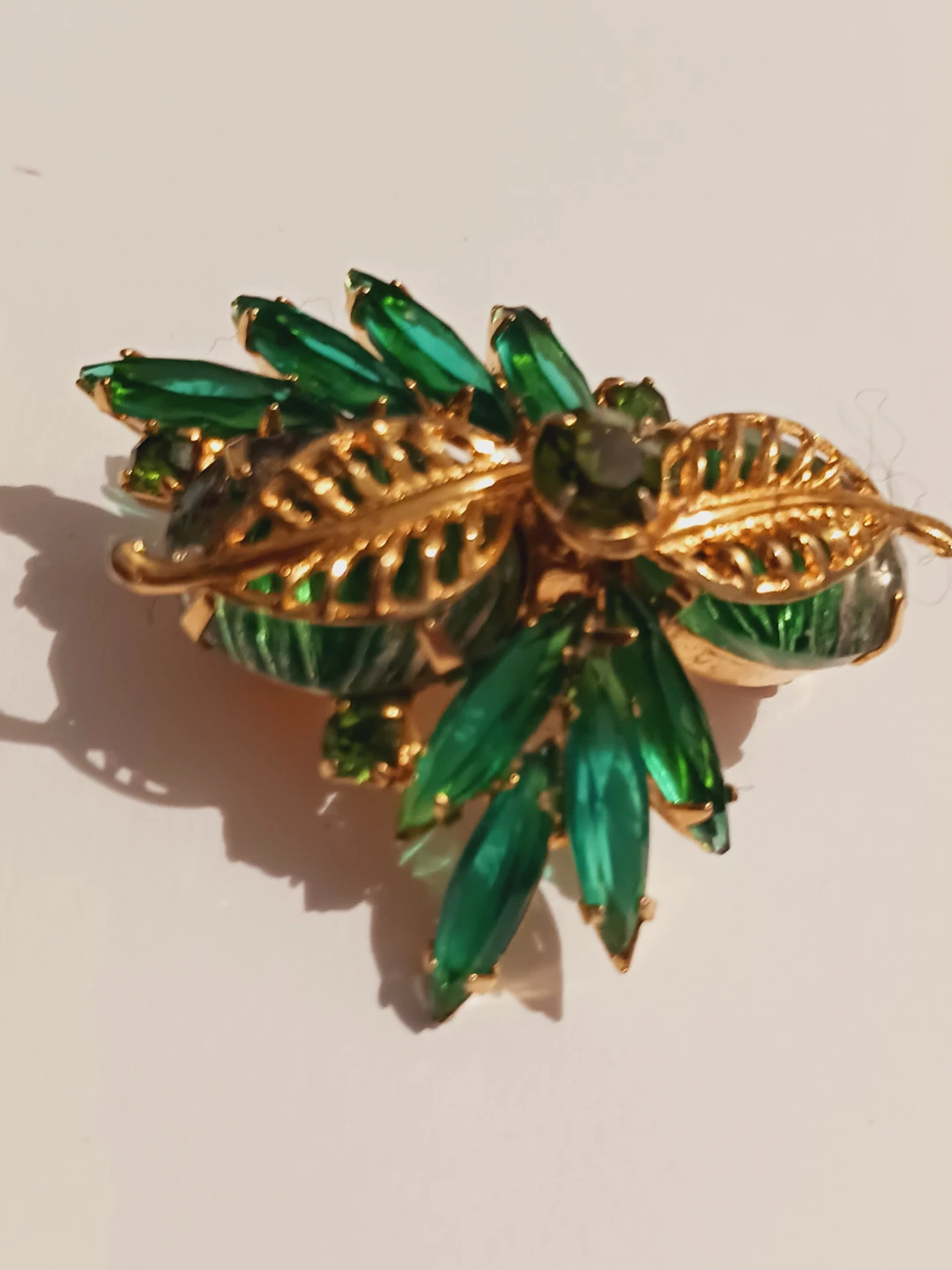 Fabulous Green Gemstones Rhinestone Flower Brooch - photo 3