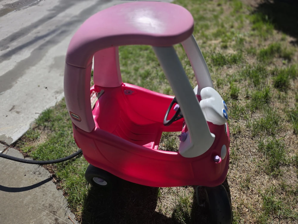 Little Tikes Cozy Coupe Ride-On Toy - Pink