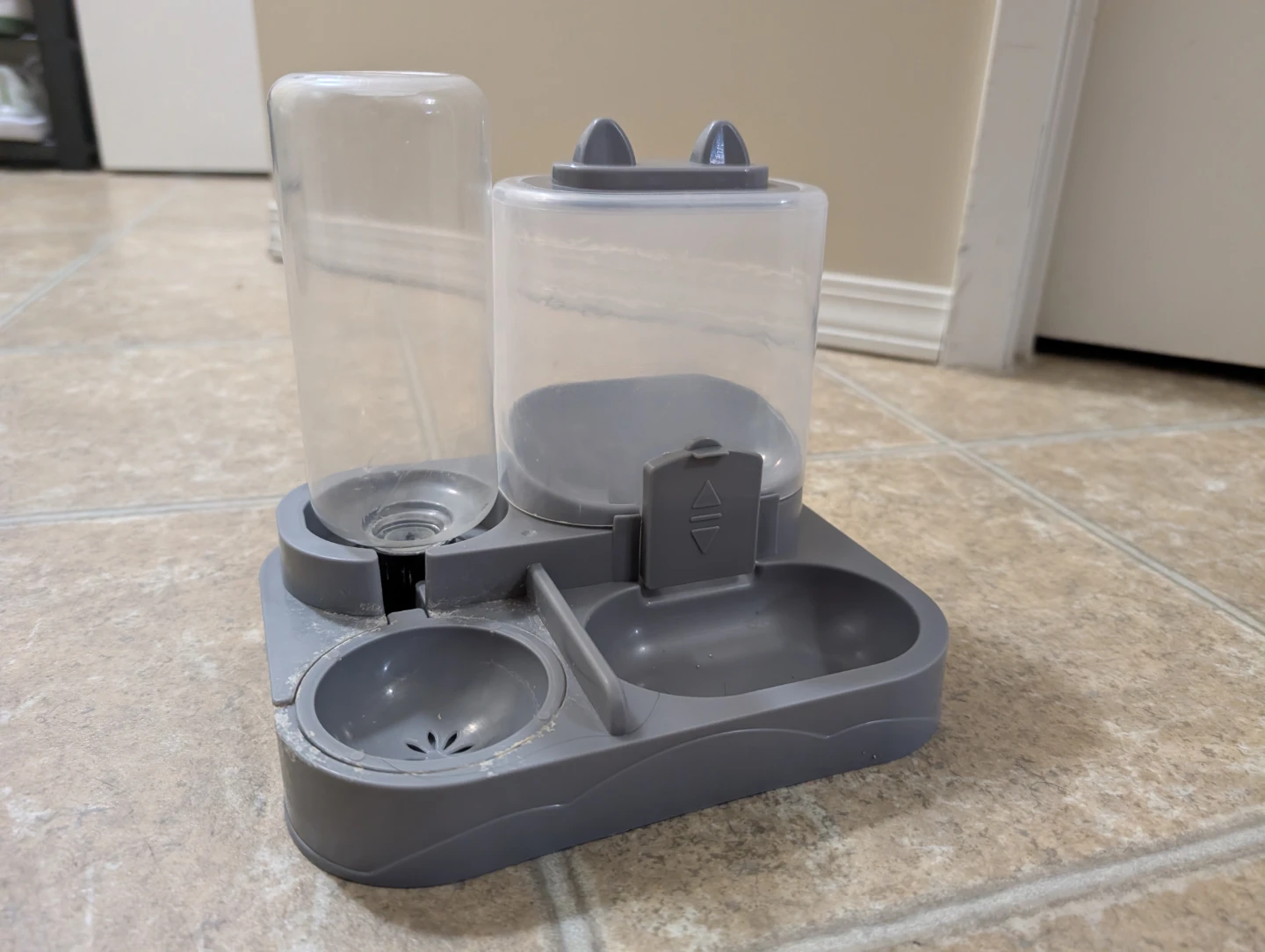 Cat Integrated Feeder and Waterer (Grey) - photo 3