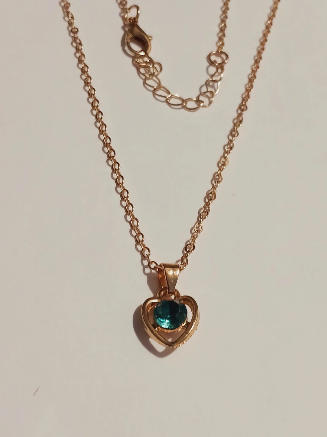 New !! Gold Tone Heart Necklace with Blue Stone - photo 5