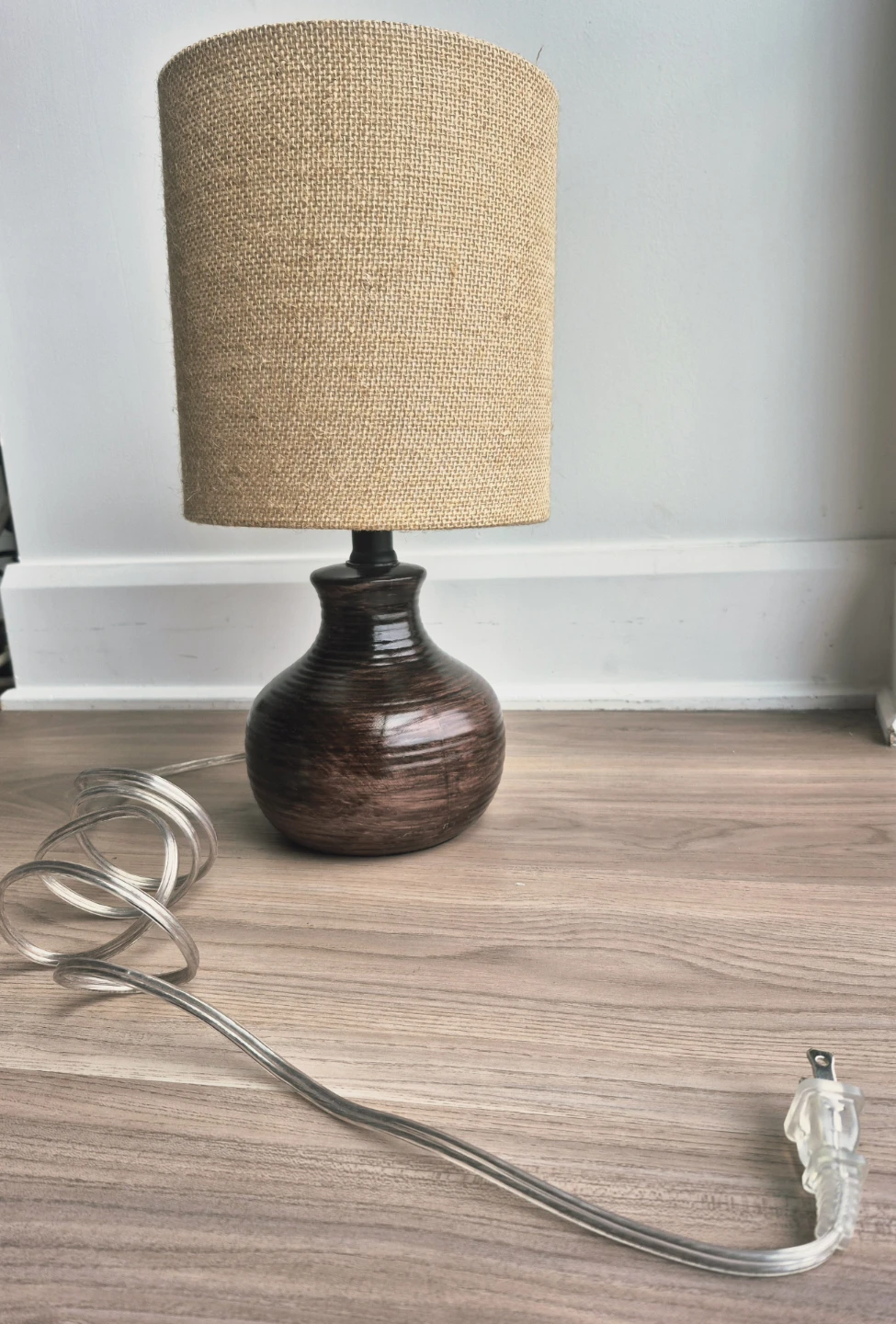 Small Jute Lampshade Table Lamp