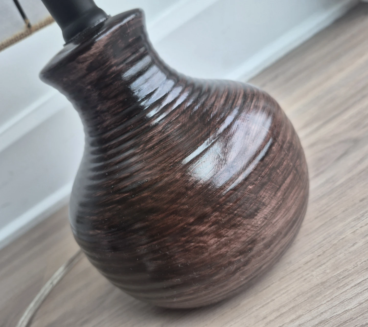 Small Jute Lampshade Table Lamp - photo 2