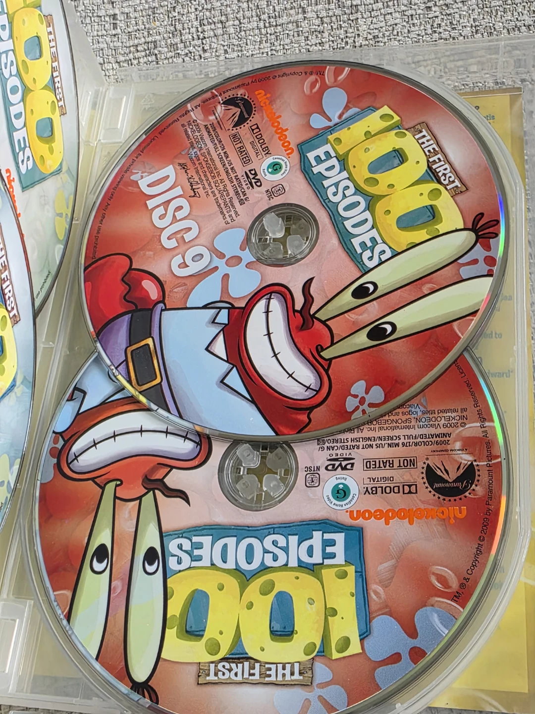 SpongeBob SquarePants: The First 100 Episodes DVD Set - photo 4