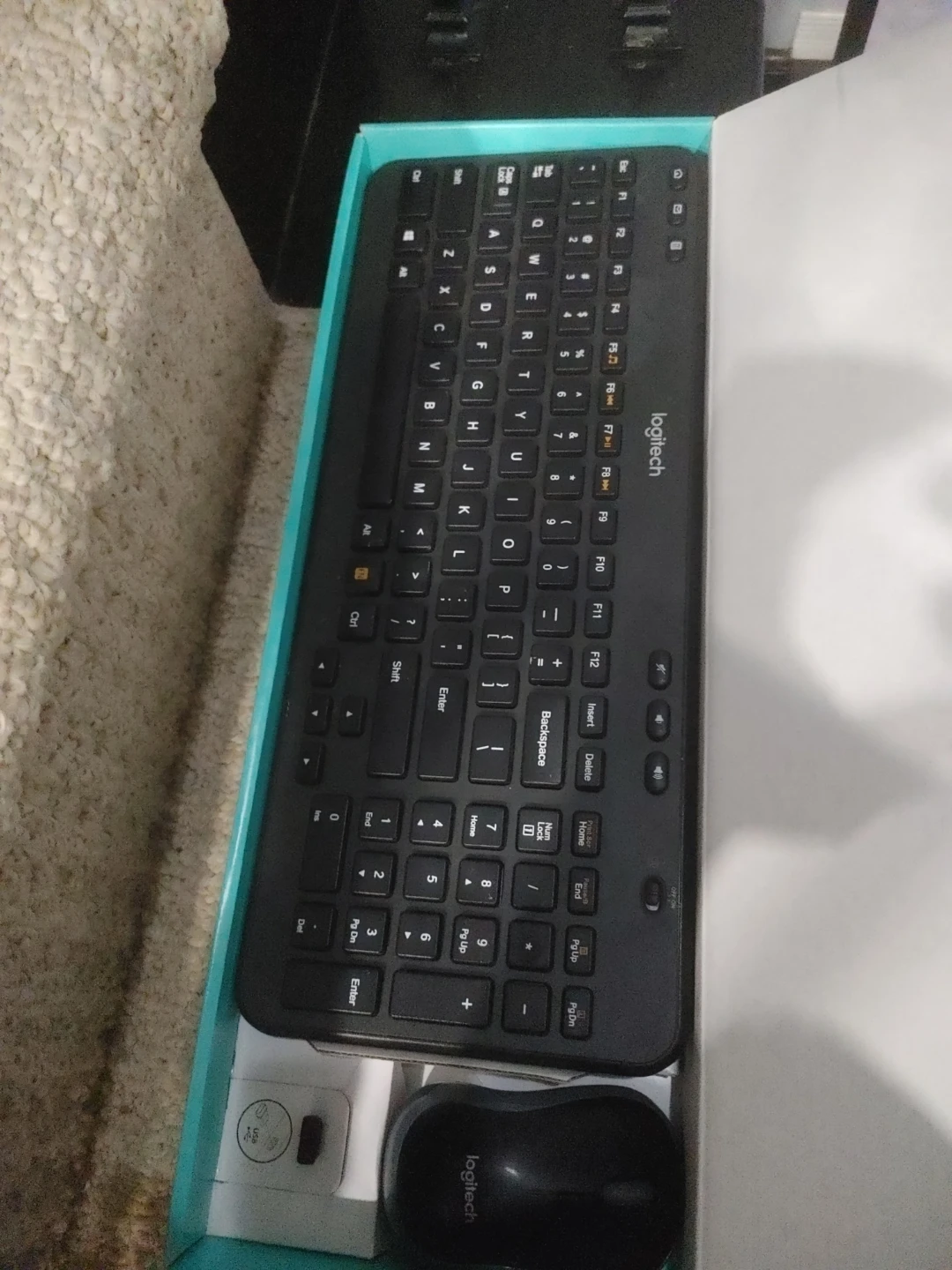 Logitech MK360 Wireless Keyboard and Mouse Combo - photo 3