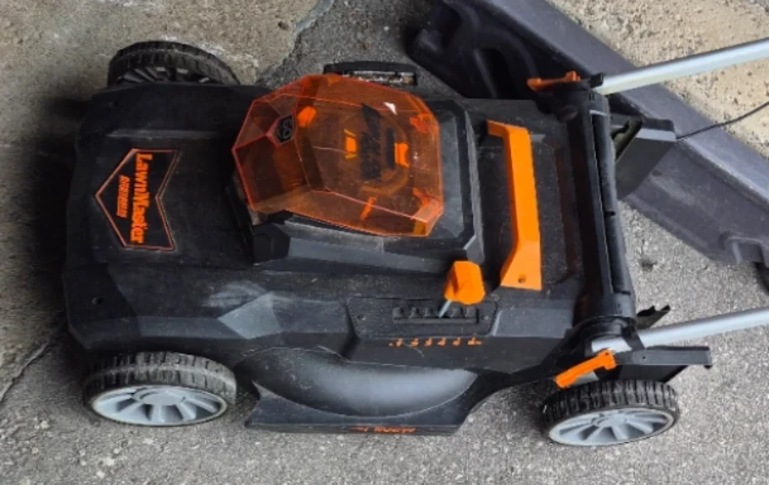 LawnMaster Lithium-Ion Power Brushless Mower
