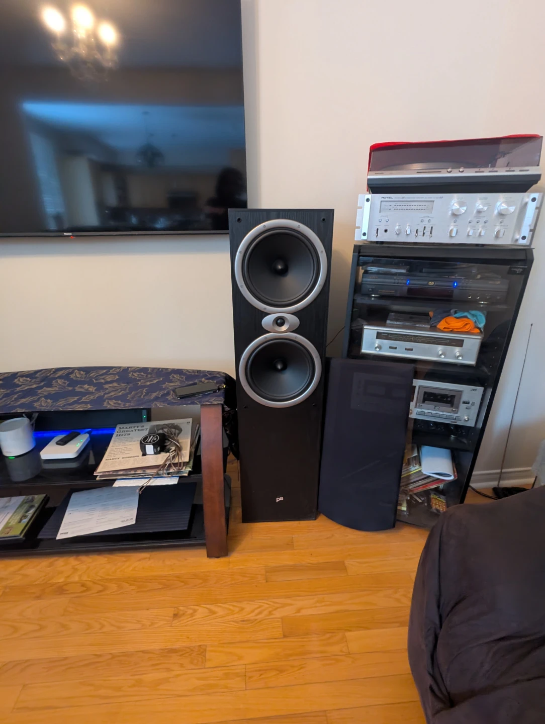 CANADIAN MADE PRECISION ACOUSTIC FLOOR SPEAKERS