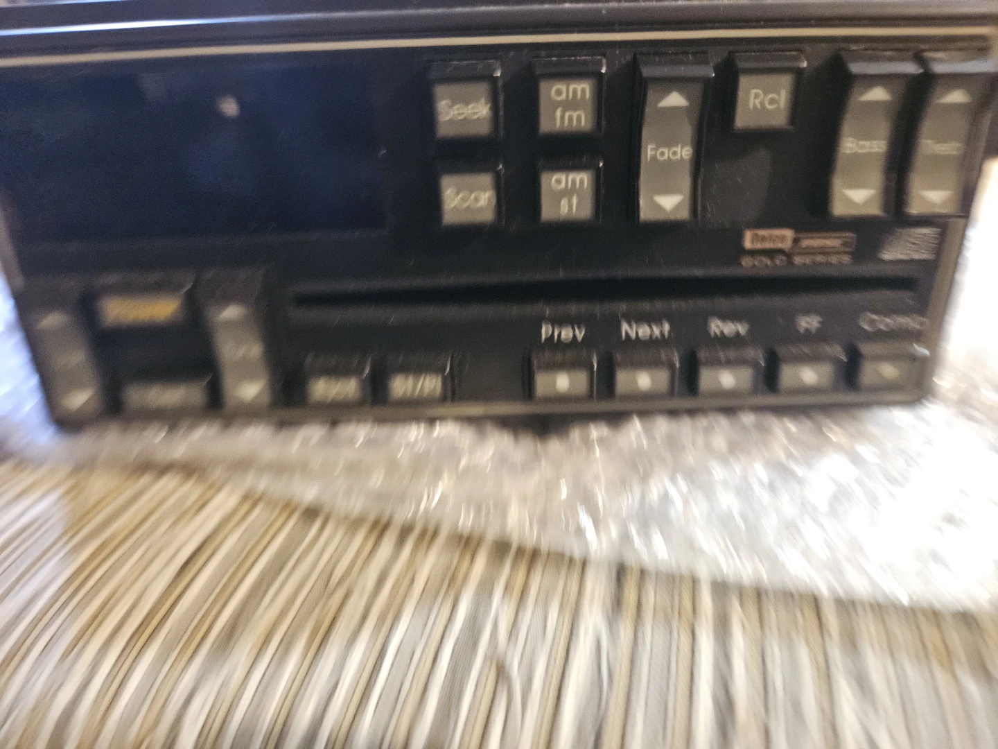 Delco Bose Gold Series Car Stereo - photo 2