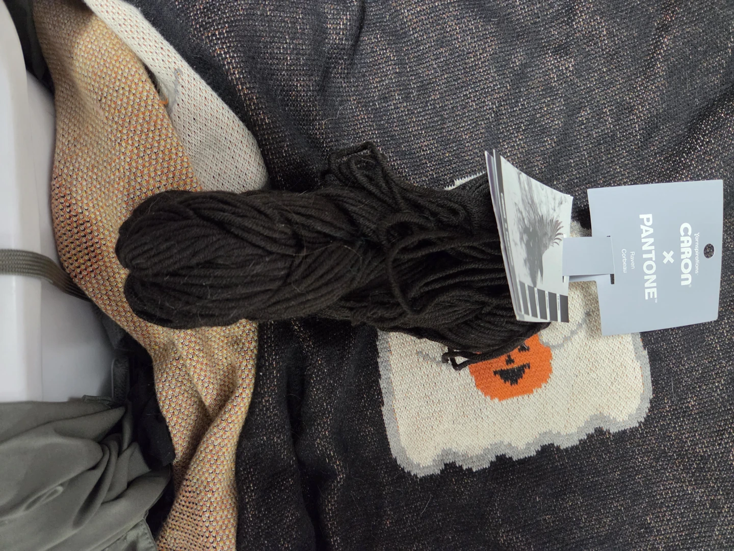 Lion Brand, Re-Spun Yarn (Various Colours) - photo 5