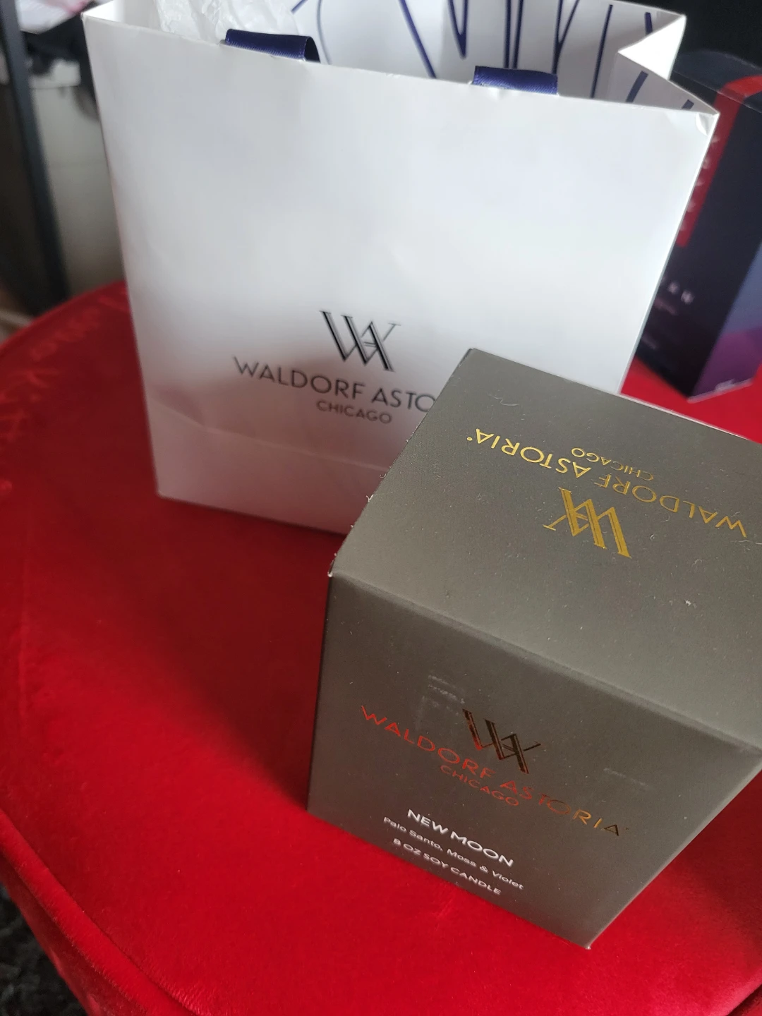 Waldorf Astoria Chicago New Moon 8 oz Soy Candle - photo 5