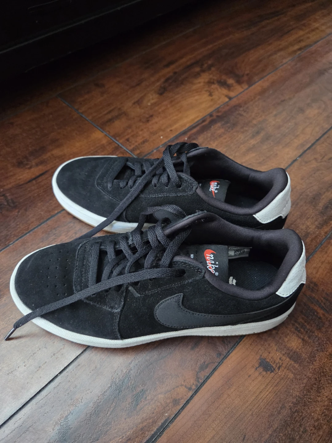 Brand New Unisex Nike Black Suede Sneakers size 6.5 - photo 3