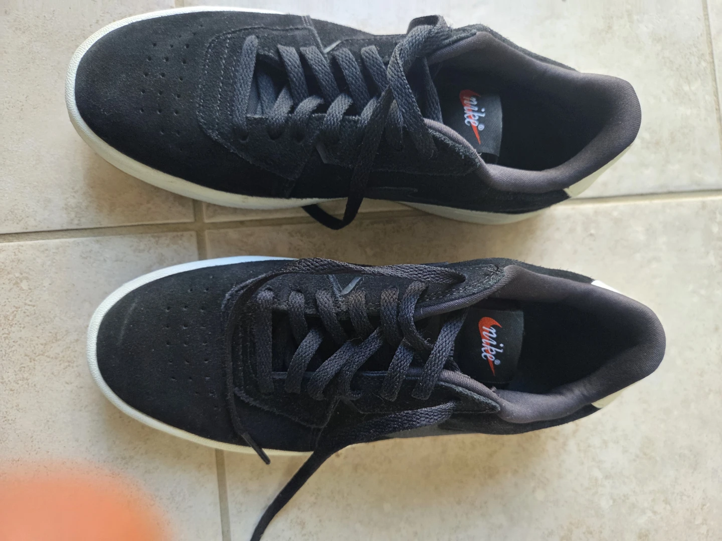 Brand New Unisex Nike Black Suede Sneakers size 6.5 - photo 4