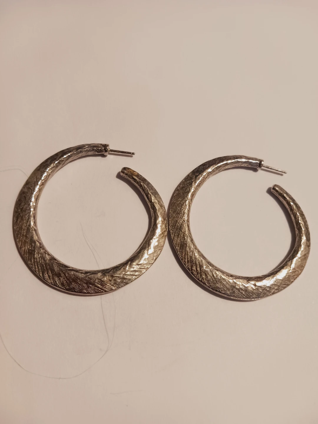 Gorgeous Vintage Silver Plated Textured Hoop Earrings
