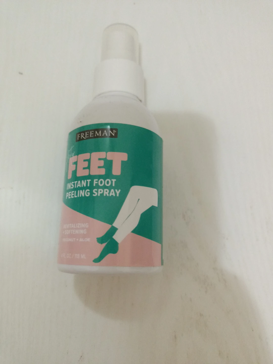 Freeman Feet Instant Foot Peeling Spray 4 fl oz⚽