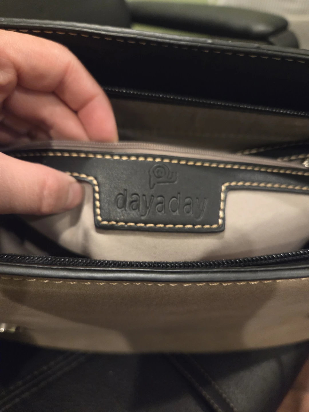Dayaday Satchel Handbag - photo 4