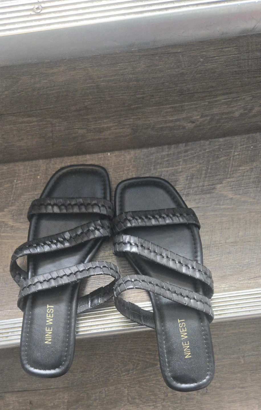 Nine West Black Braided Strap Flat Sandals ⚽️