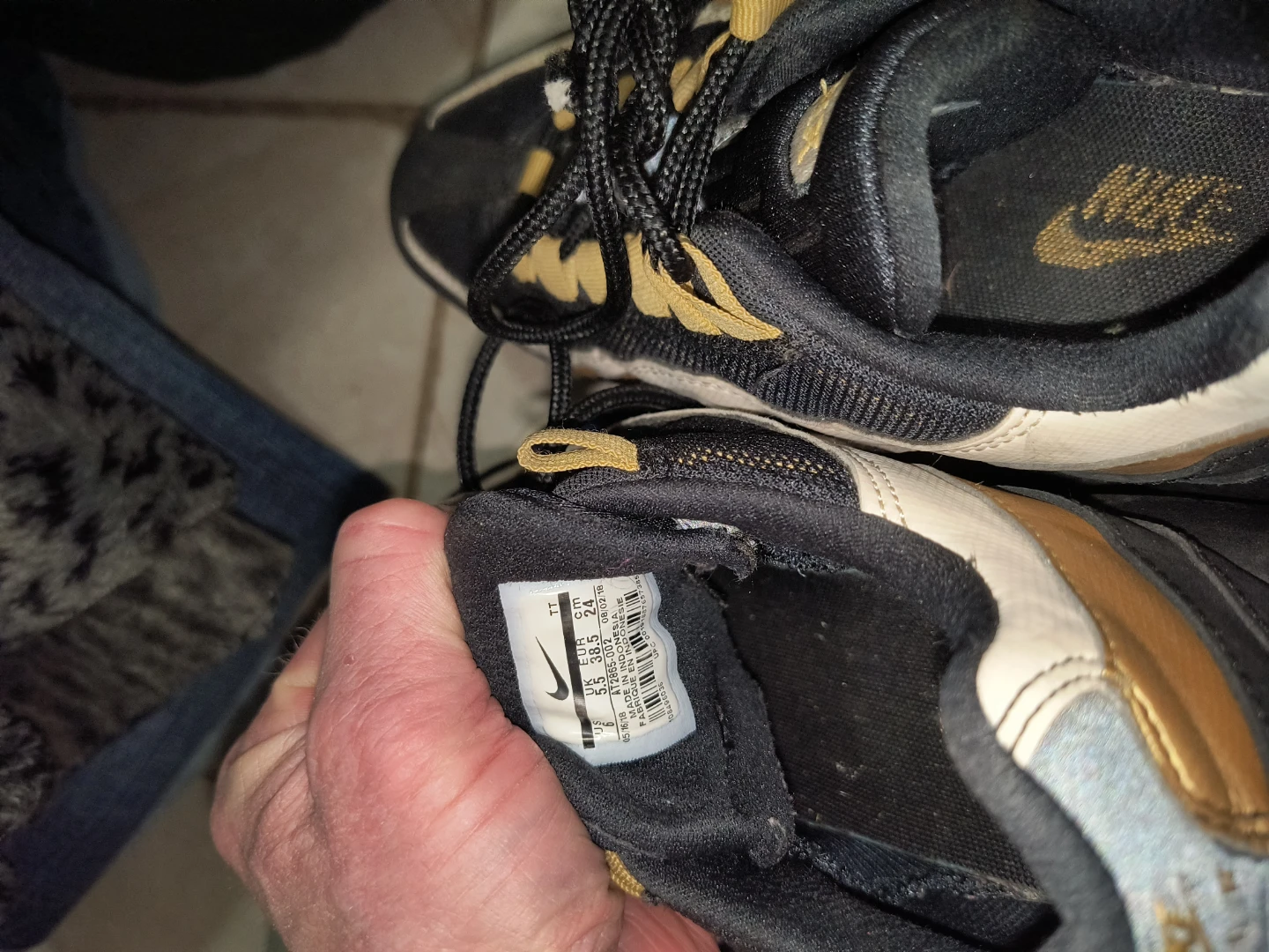 Nike Air Max 95 Sneakers Black Gold - photo 3