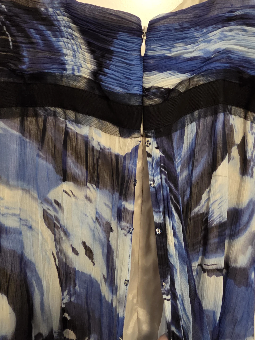 BCBGMaxazria Blue Abstract Print Maxi Dress Size 12 - photo 3