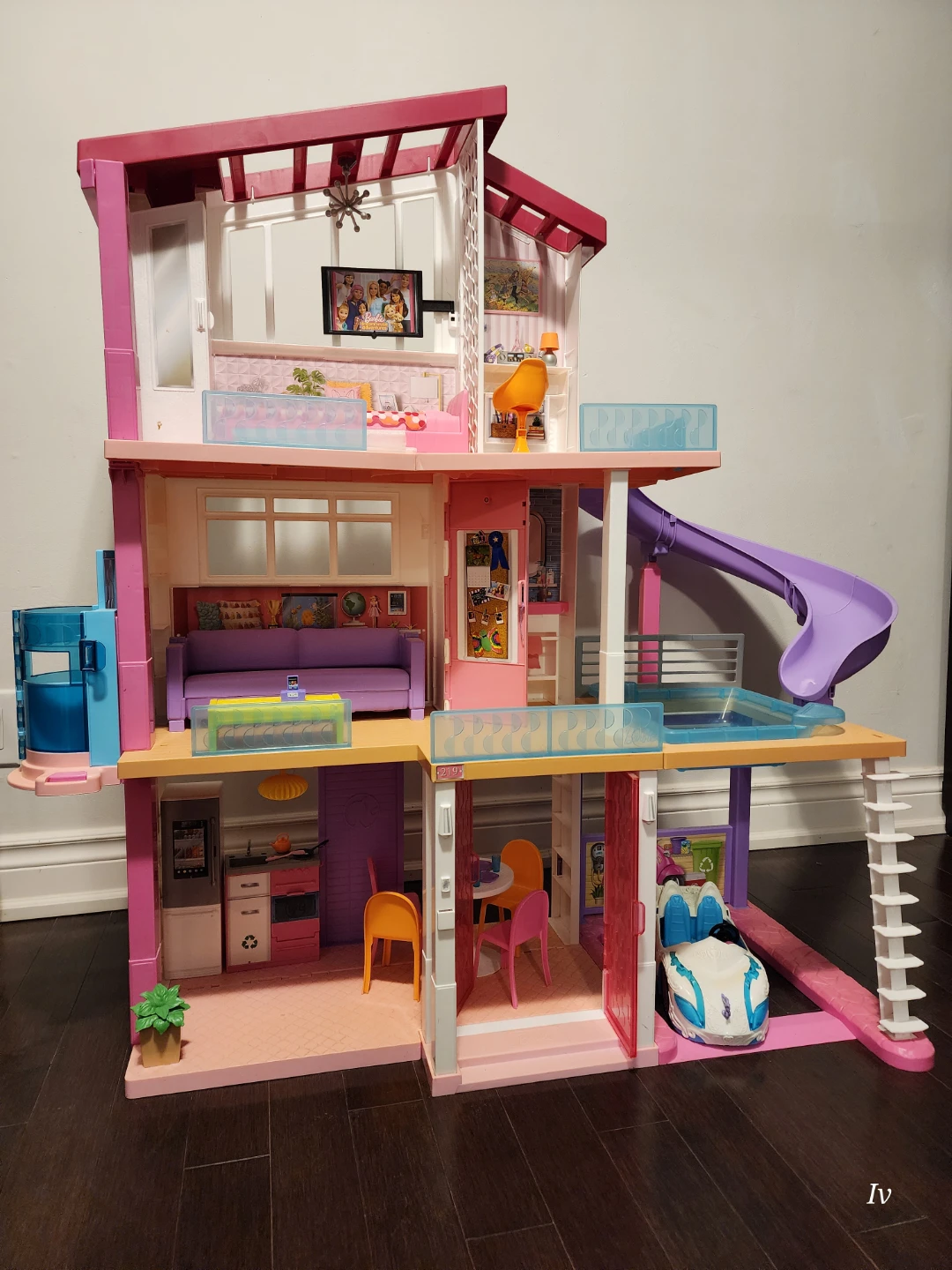Barbie Dreamhouse Dollhouse