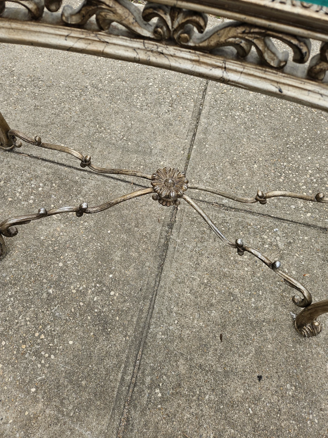 Beautiful louis xv style glasstop console table - photo 4