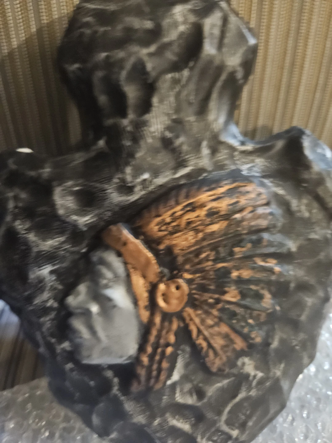 Decorative Arrowhead with Native American Bust - photo 3