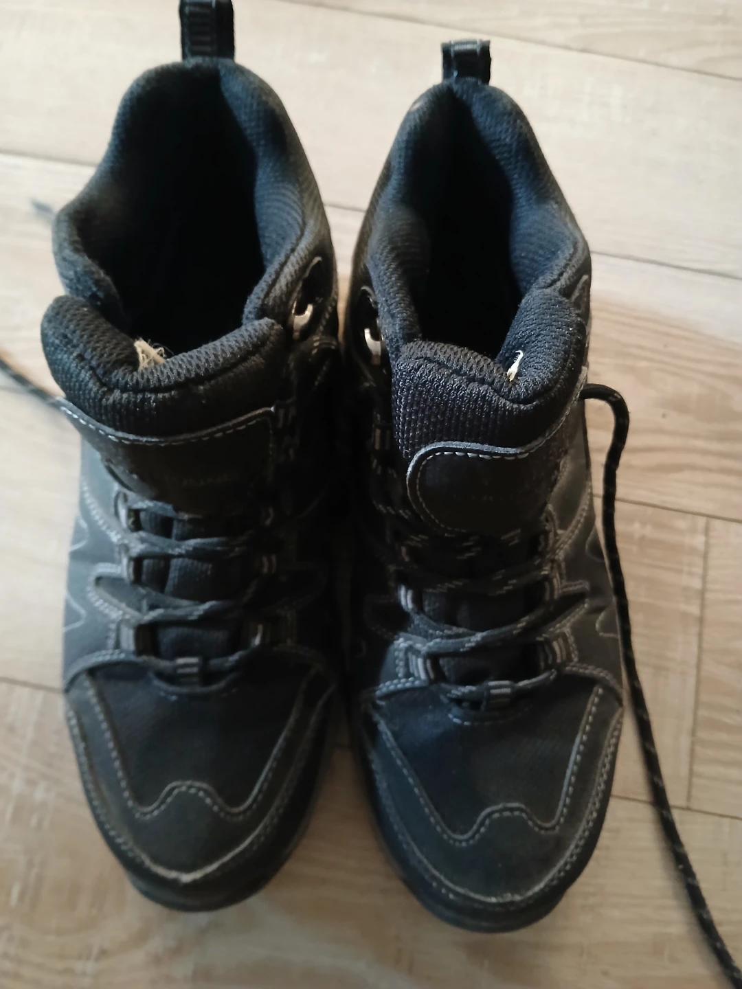 Outbound Traverse Hiker Boots