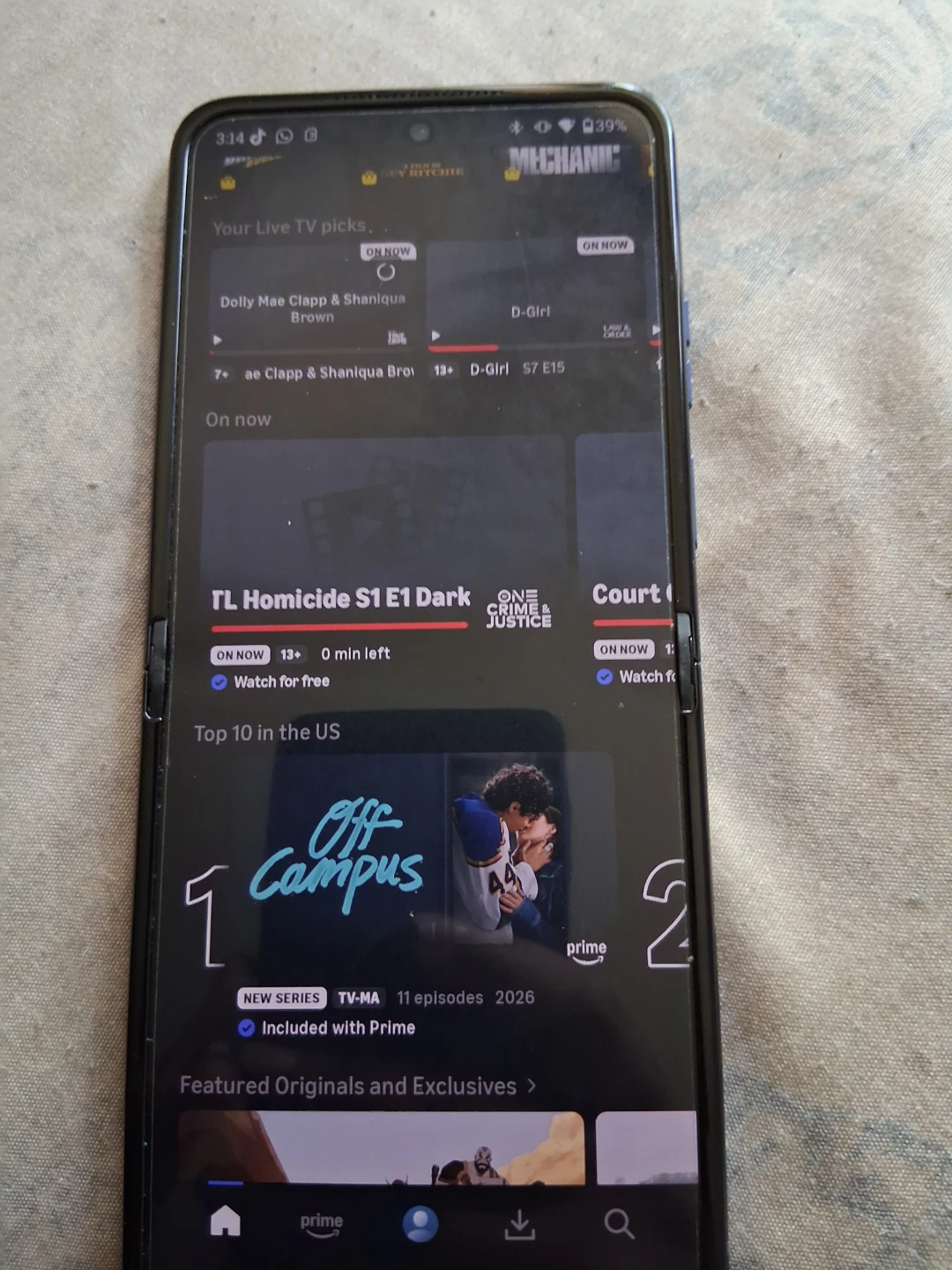 Motorola Razr Foldable Phone - photo 2