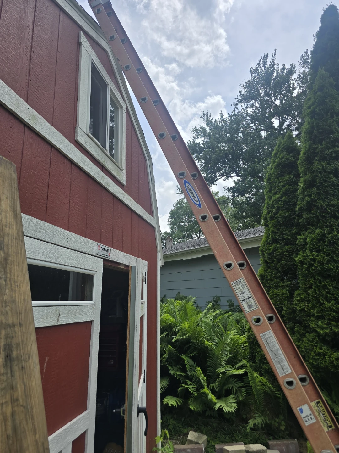 Werner Electro-Master D6228-2 Fiberglass Ladder - photo 2
