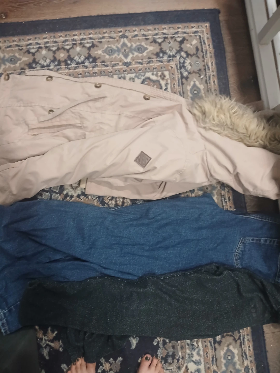 Women's Clothing Bundle - photo 2