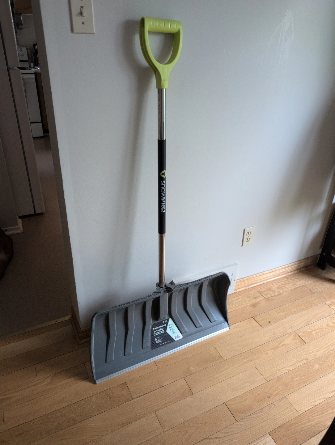 Snow Pro Ergonomic Snow Pusher Shovel