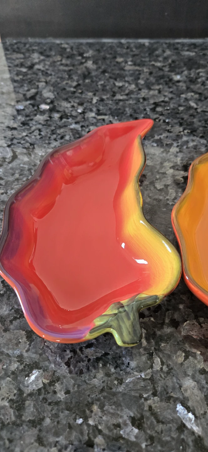 Hand-Painted Chili Pepper Serving Dish - photo 5