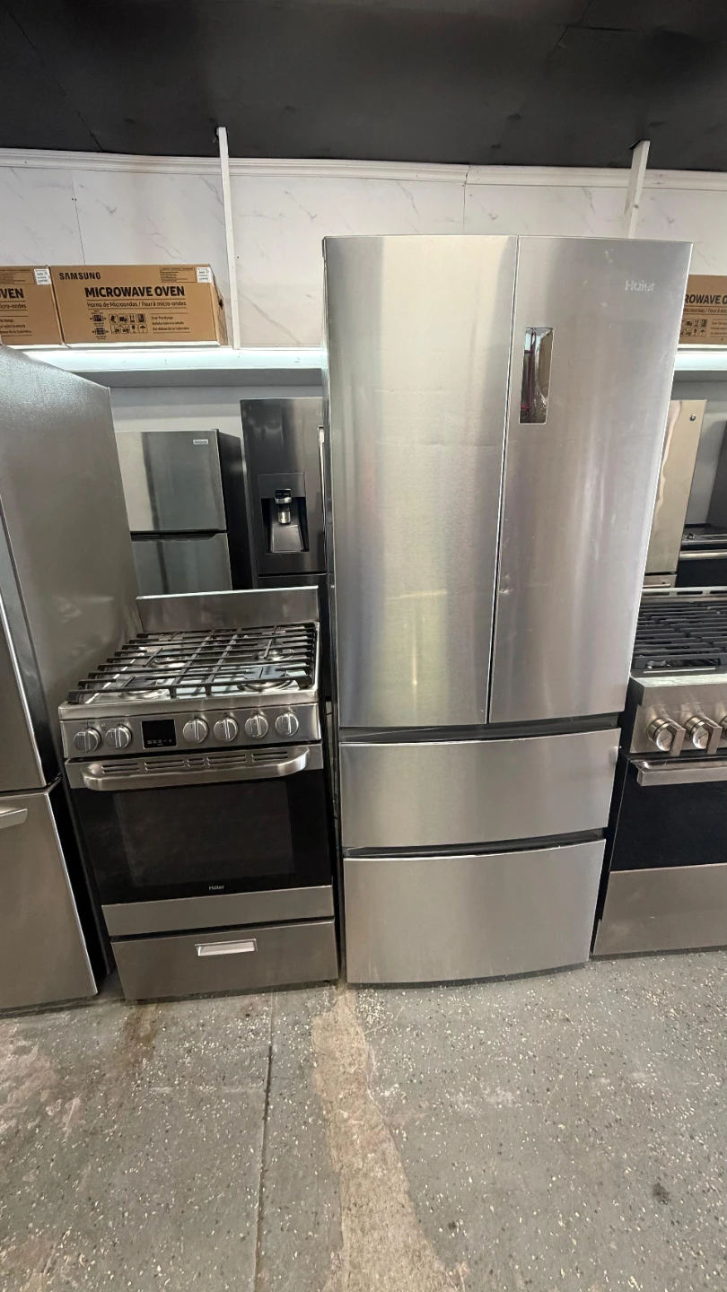 Haier 28in Stainless steel 4 door refrigerator