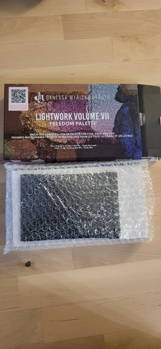 Danessa Myricks Beauty Lightwork Volume VII Freedom Palette - photo 3