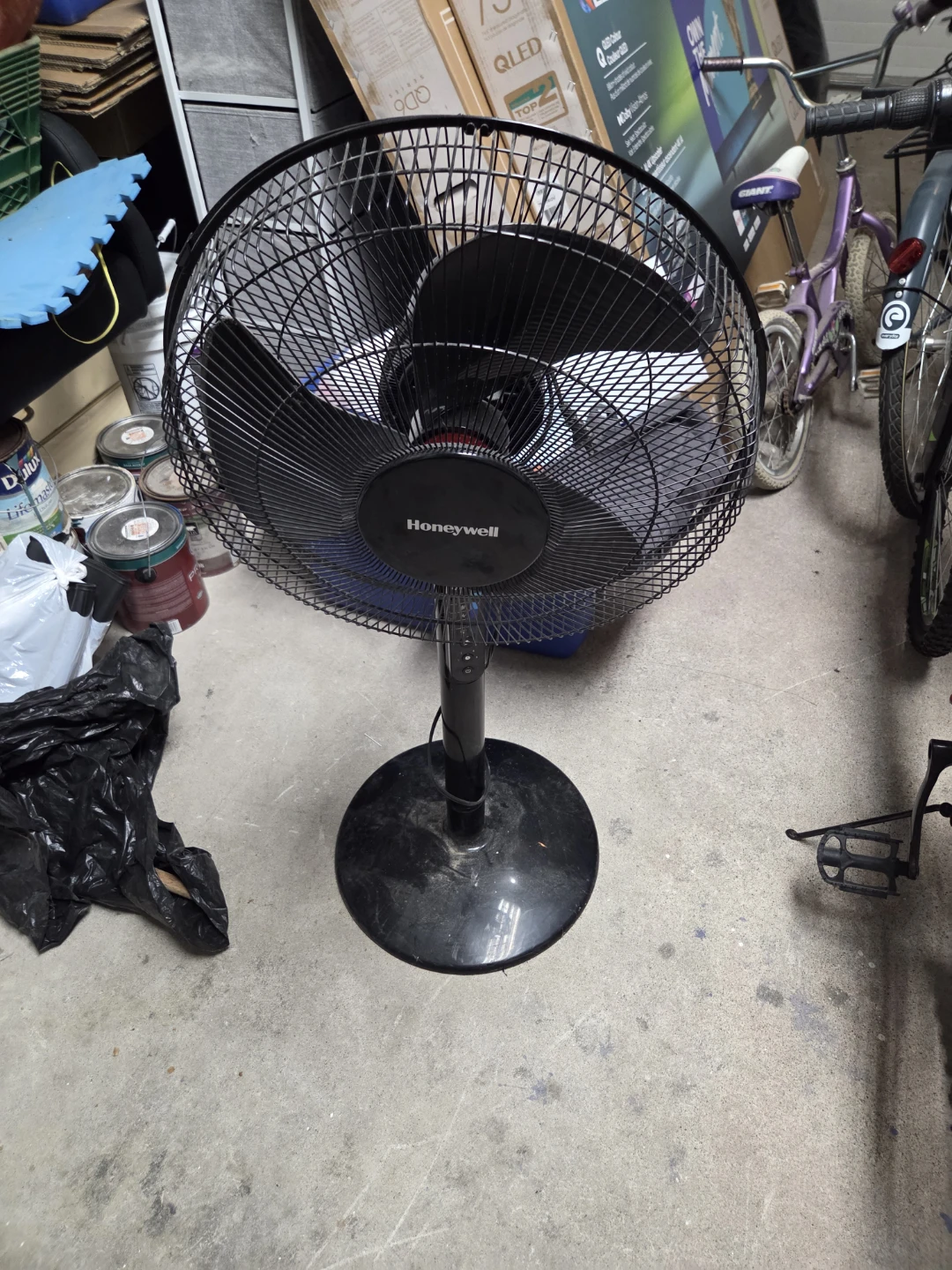 Honeywell QuietSet Stand Fan