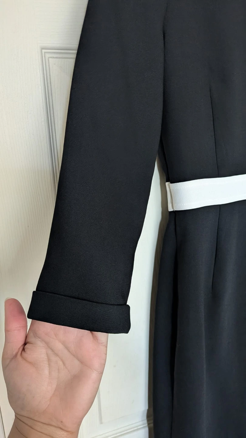 Modern black and white long-sleeve sheath dress, size 6 - photo 4