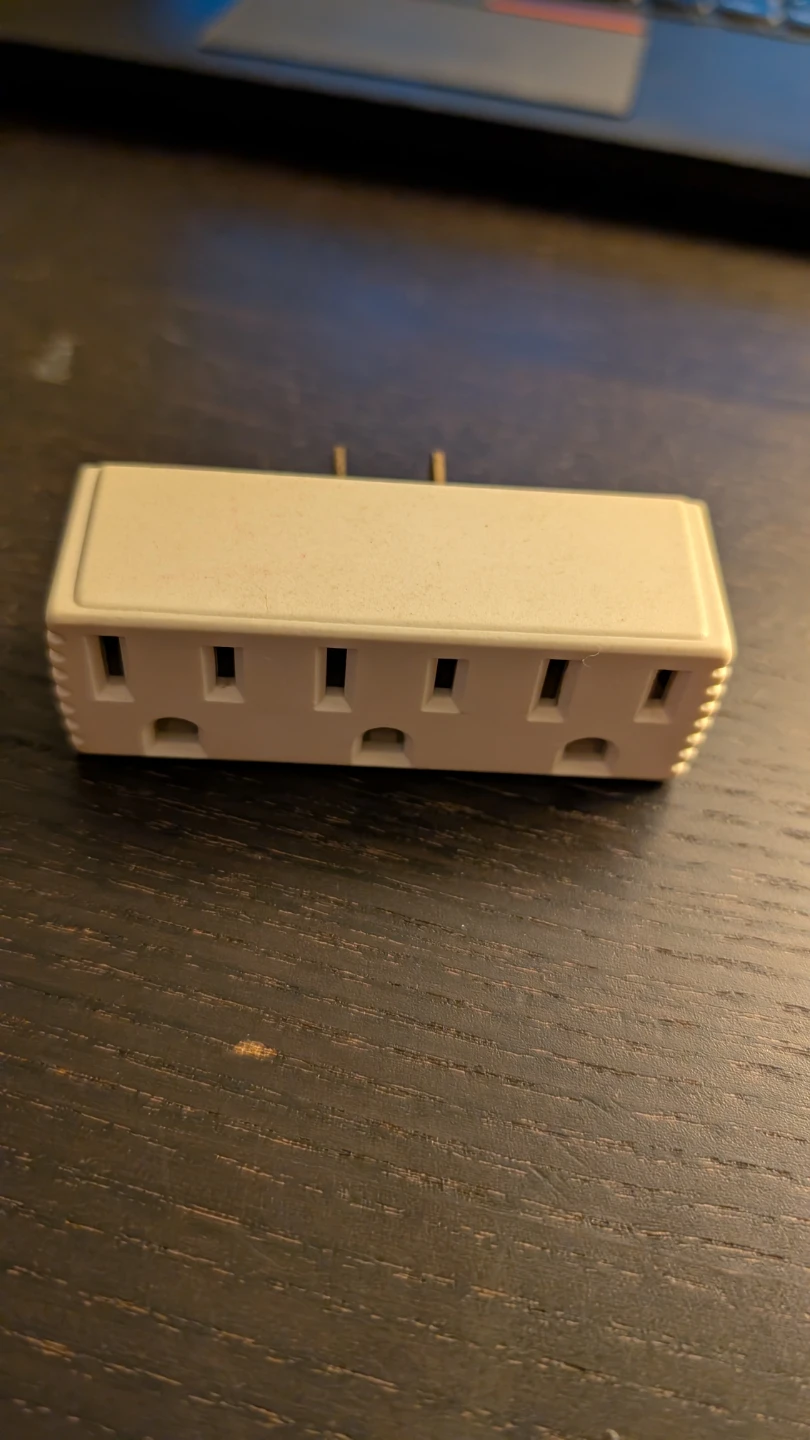 3-Outlet Wall Tap Power Adapter