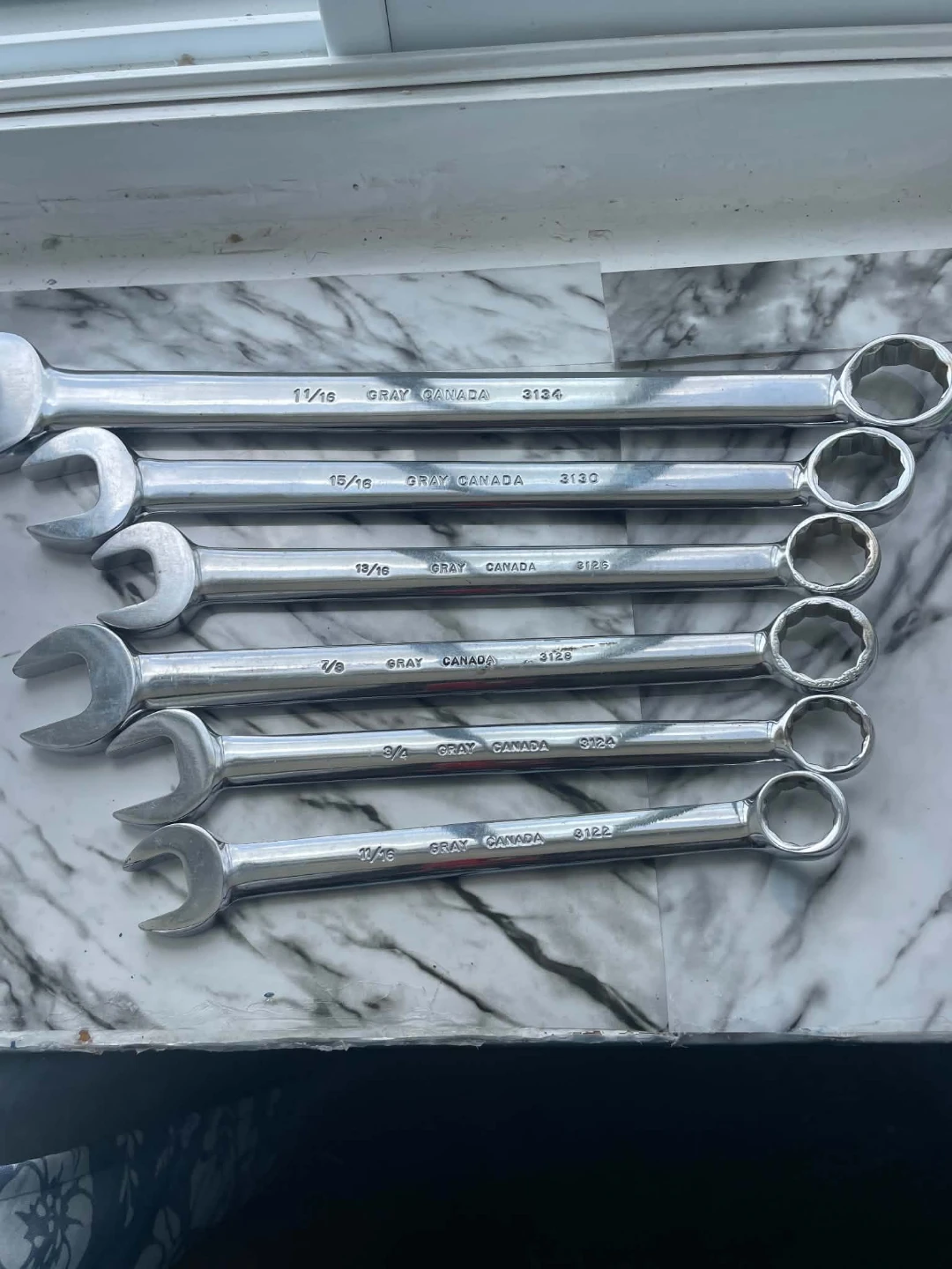 Gray Canada Wrenches Set