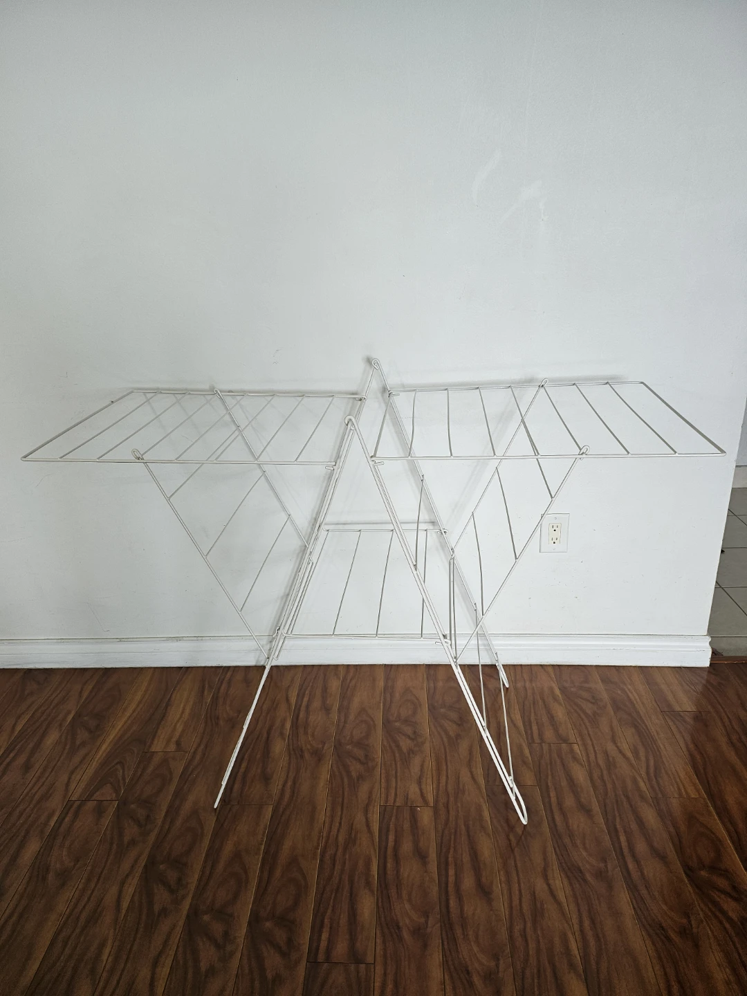 Foldable Metal Clothes Drying Rack – Great Condition