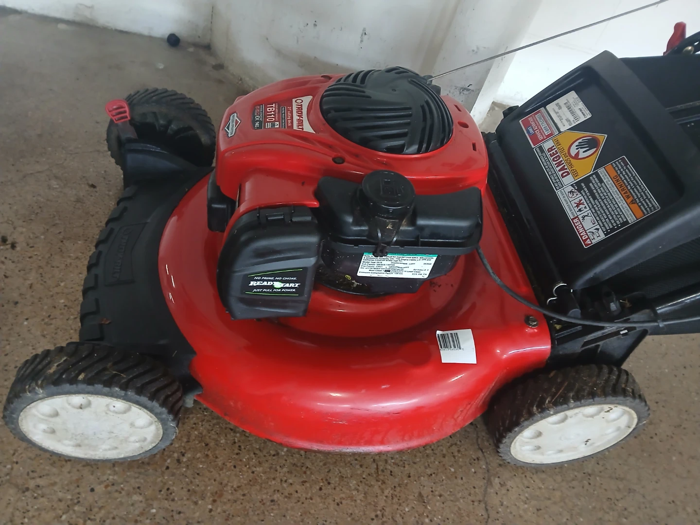 Lown mower exelen condition - photo 2