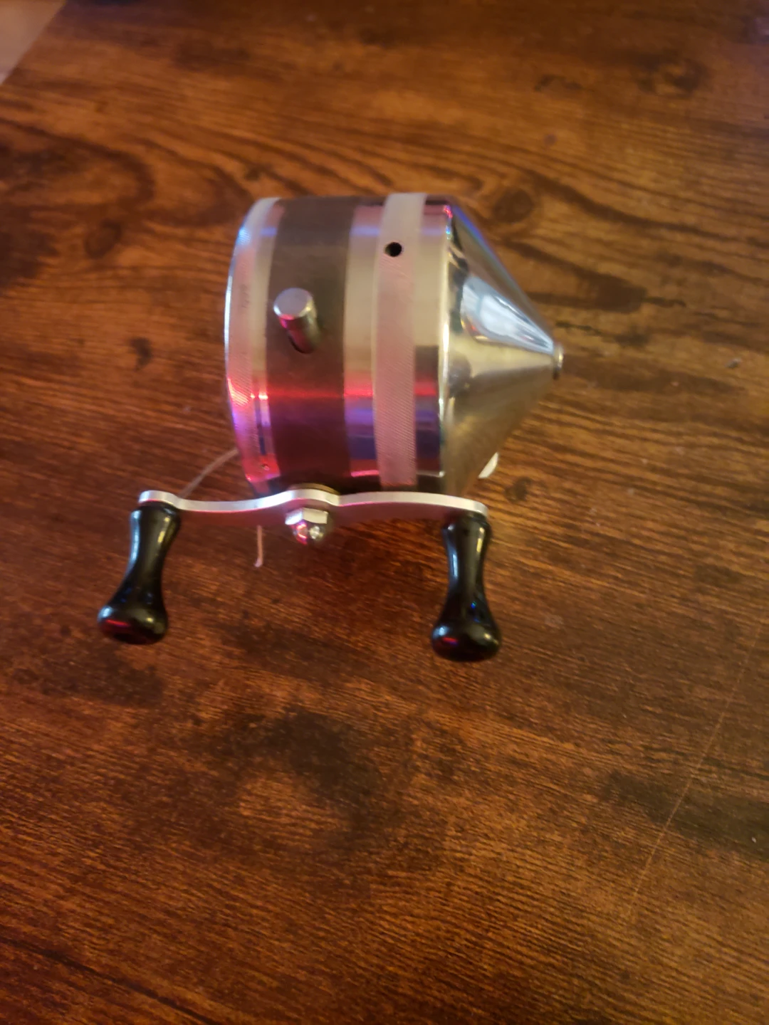 Vintage Fishing Reel - photo 2