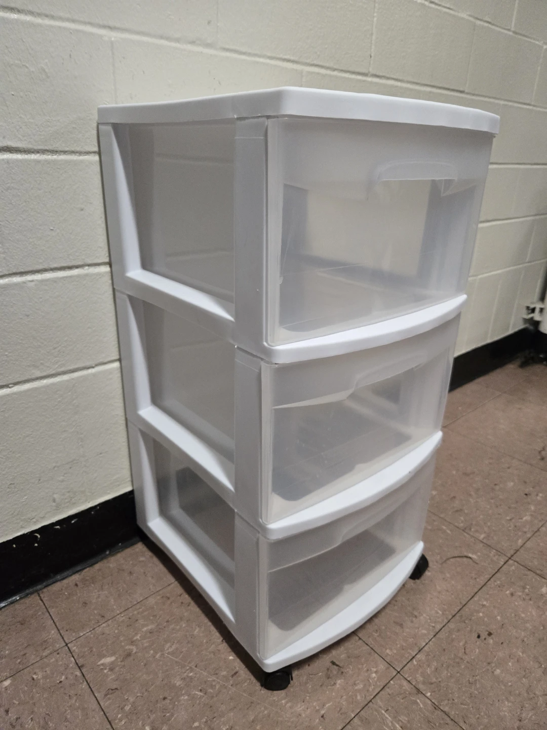 Sterilite 3 Drawer Plastic Rolling Storage Organizer Cart - photo 2