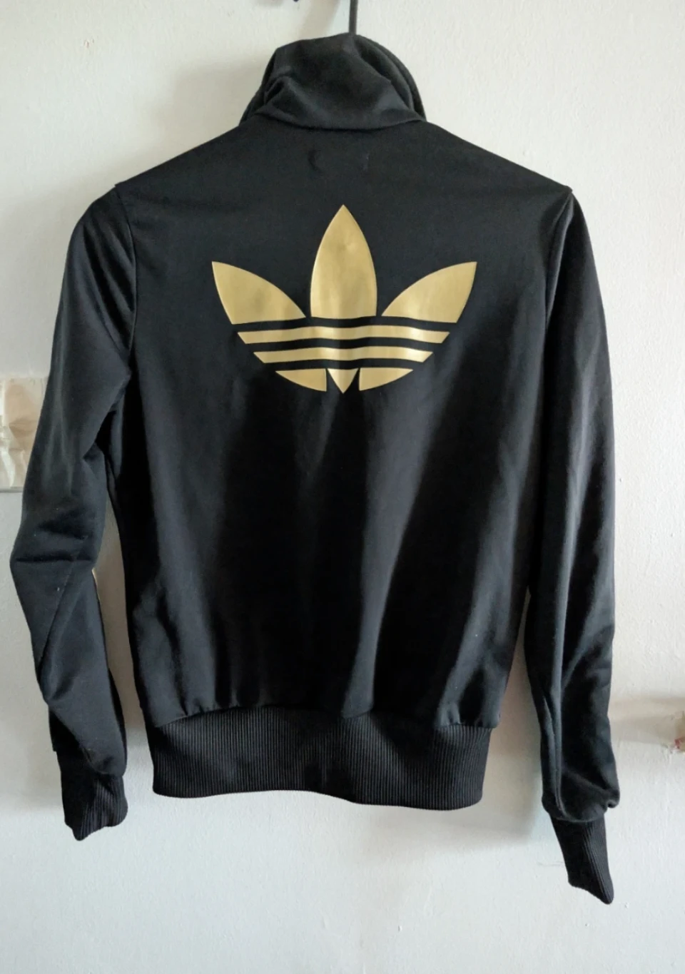 ⚽ Black Adidas Track Jacket size small - photo 4