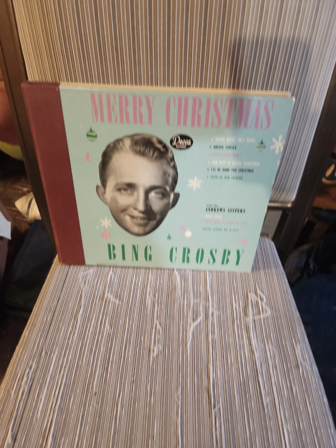 Bing Crosby Merry Christmas Vinyl Record Album - photo 2