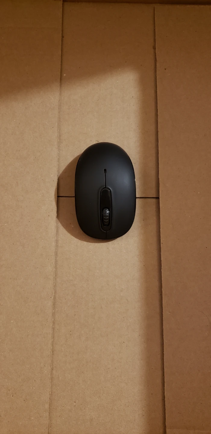 ⚽ Black Wireless Computer Mouse
