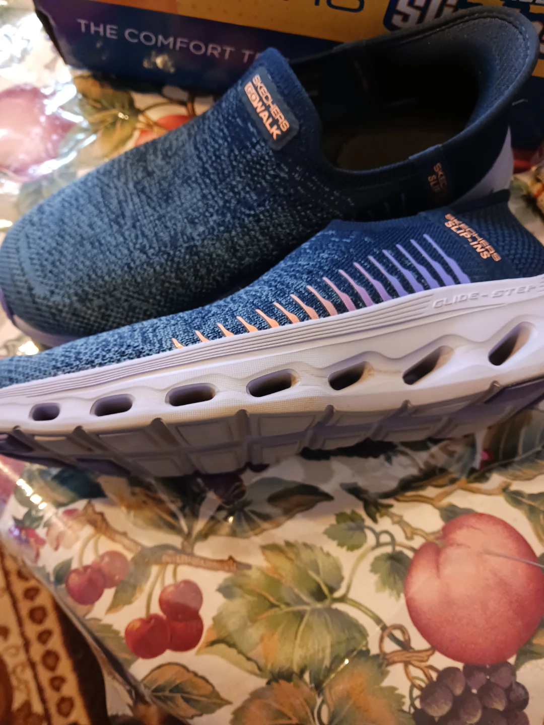 Skechers Hands Free Slip-Ins Go Walk Shoes - photo 2