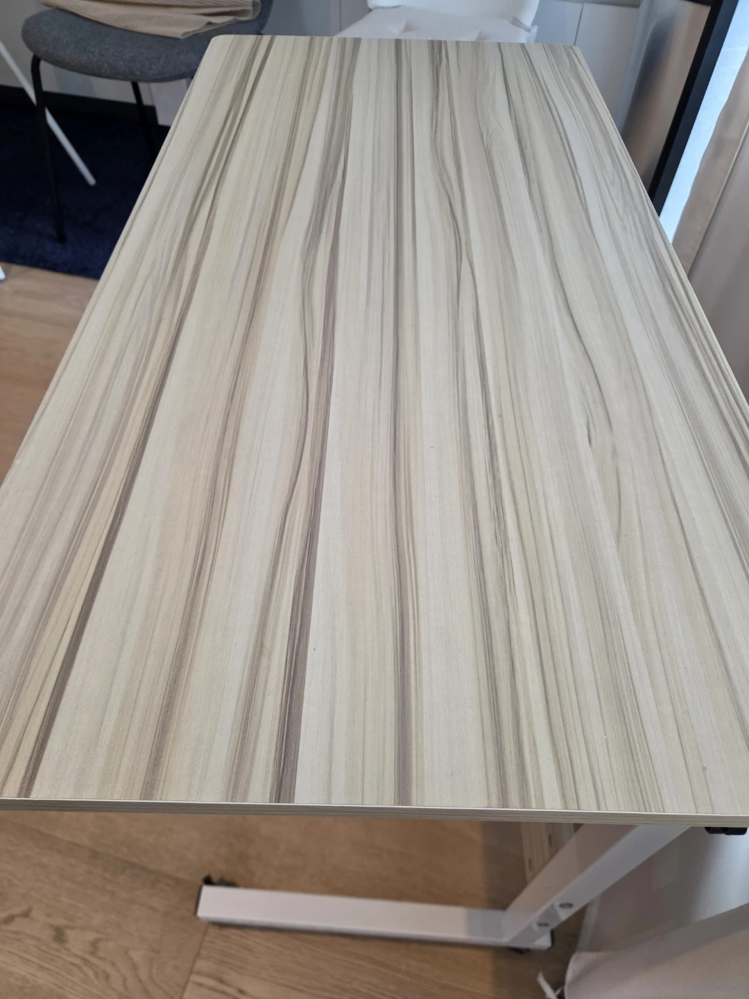 Adjustable Rolling Bedside Table - photo 5