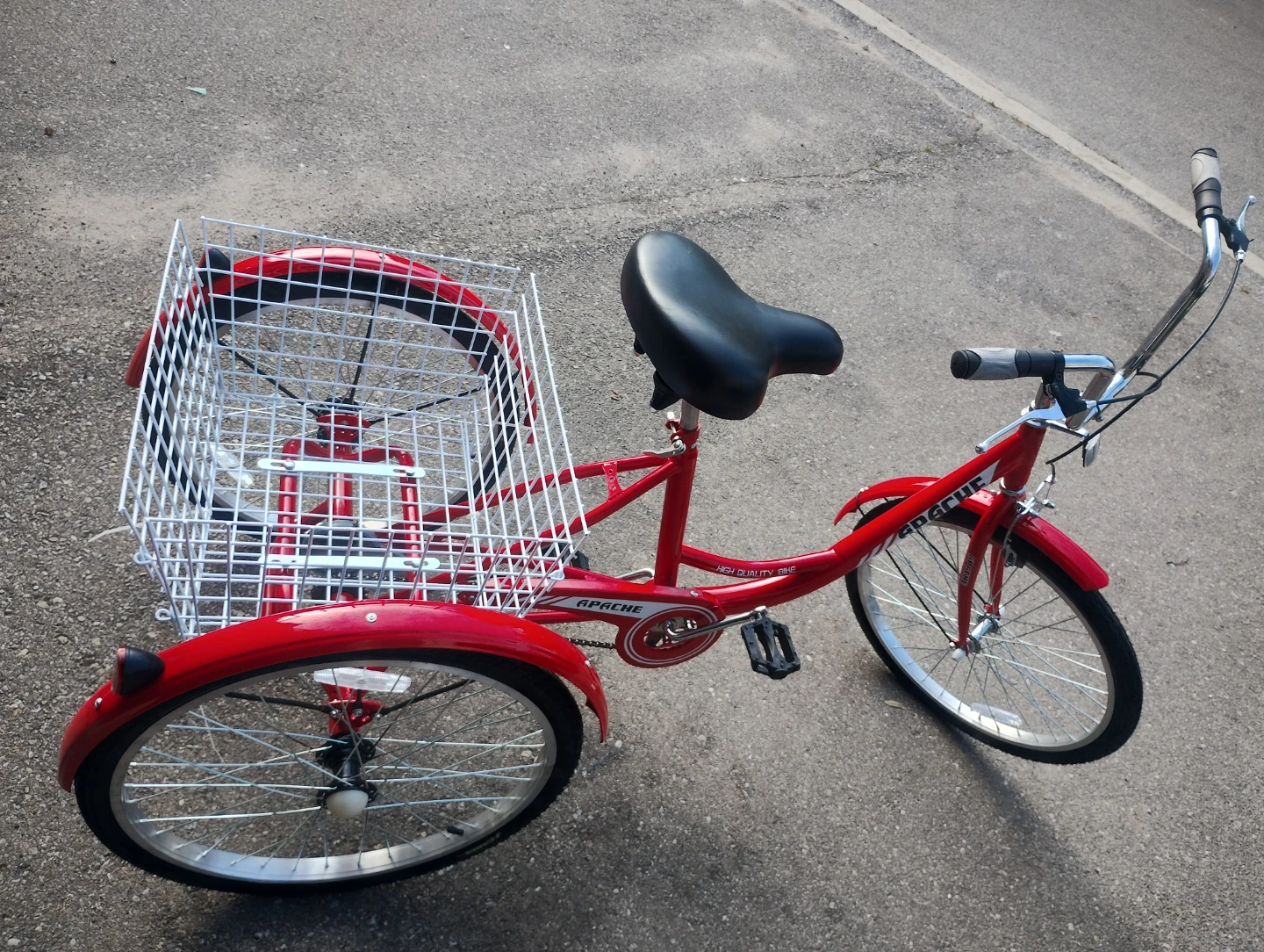 Red Apache adult tricycle with basket - photo 4