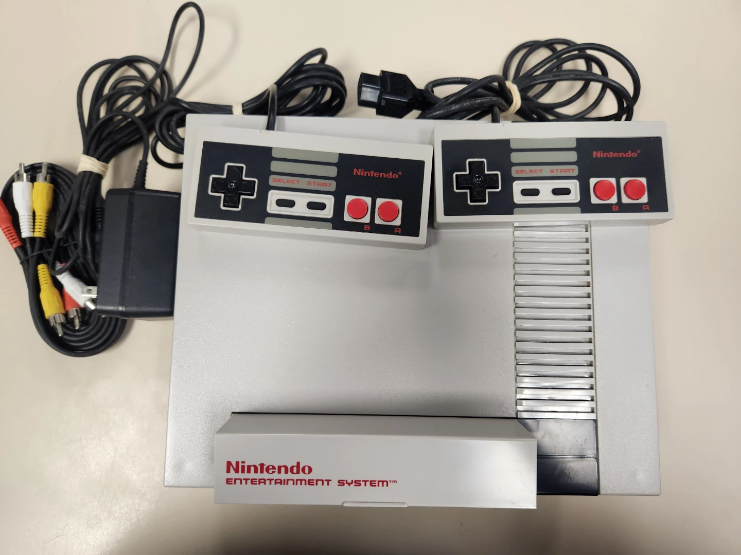 NES with Super Mario Bros./Duck Hunt - photo 3