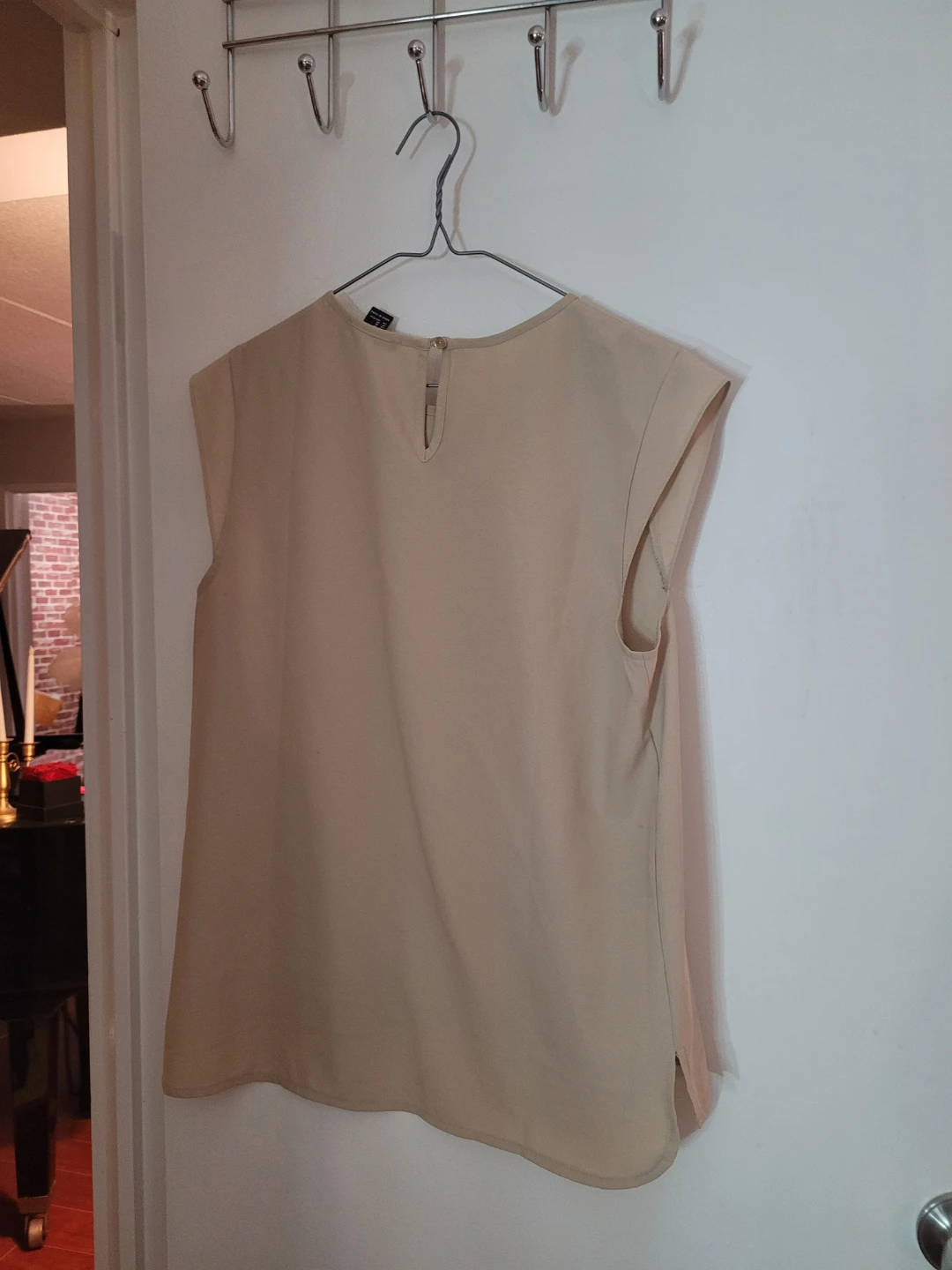 Forever 21 Beige Cap Sleeve Blouse - photo 2