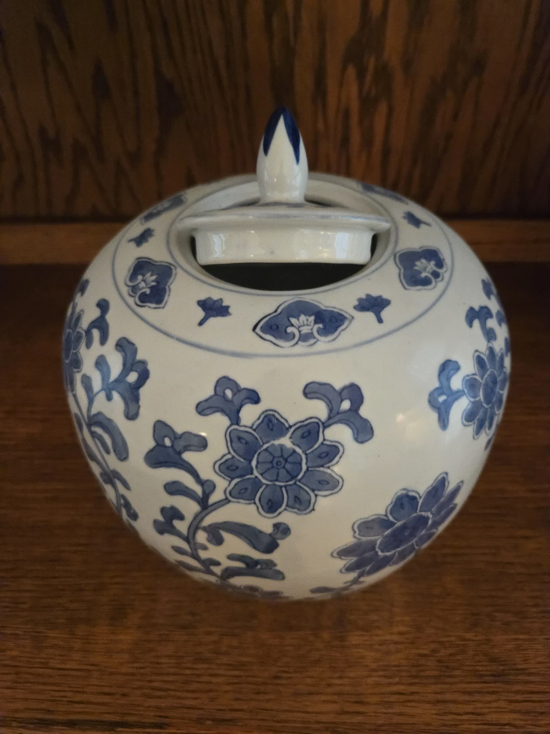 Blue and White Ginger Jar with Lid - photo 2